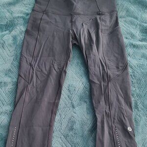 Lululemon Cropped Leggings